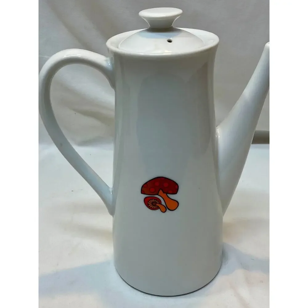 Vintage '70s Coffee/Tea Pot Mushroom Motif 10